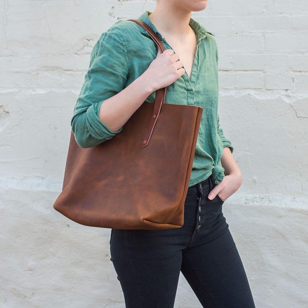 AVERY LEATHER TOTE BAG - MEDIUM - OXBLOOD