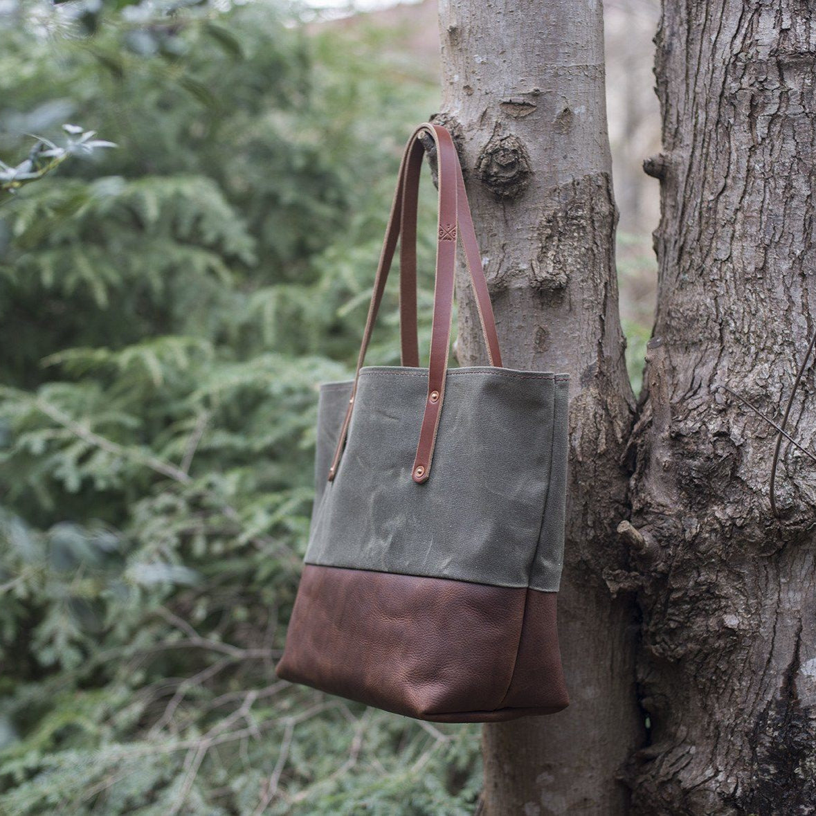 AVERY WAXED CANVAS TOTE BAG - LARGE