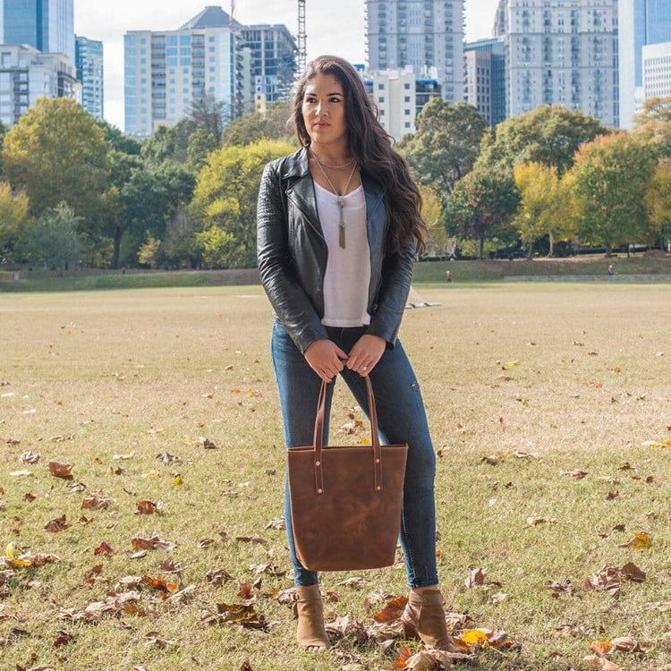 Avery Tote Slim Medium