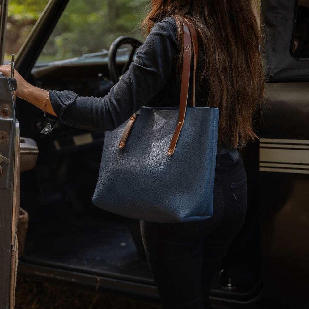 AVERY LEATHER TOTE BAG - MEDIUM - SMOKEY BLUE