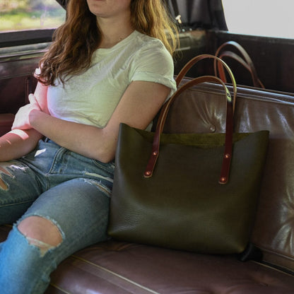 AVERY LEATHER TOTE BAG - MEDIUM - OLIVE