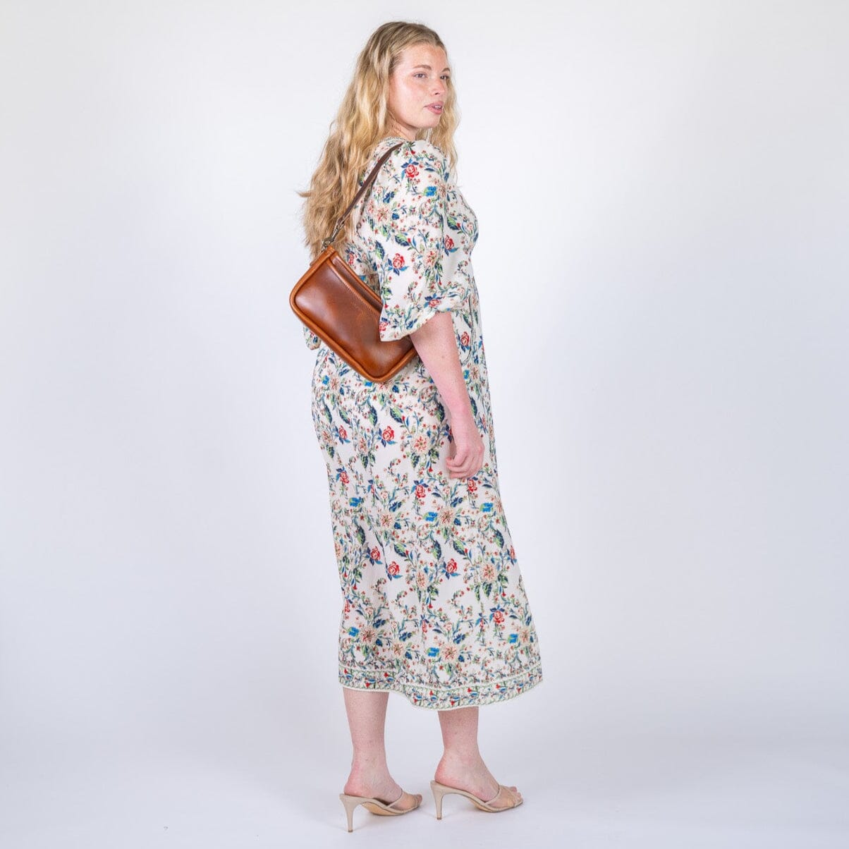 RENNIE LEATHER SHOULDER BAG - CHESTNUT