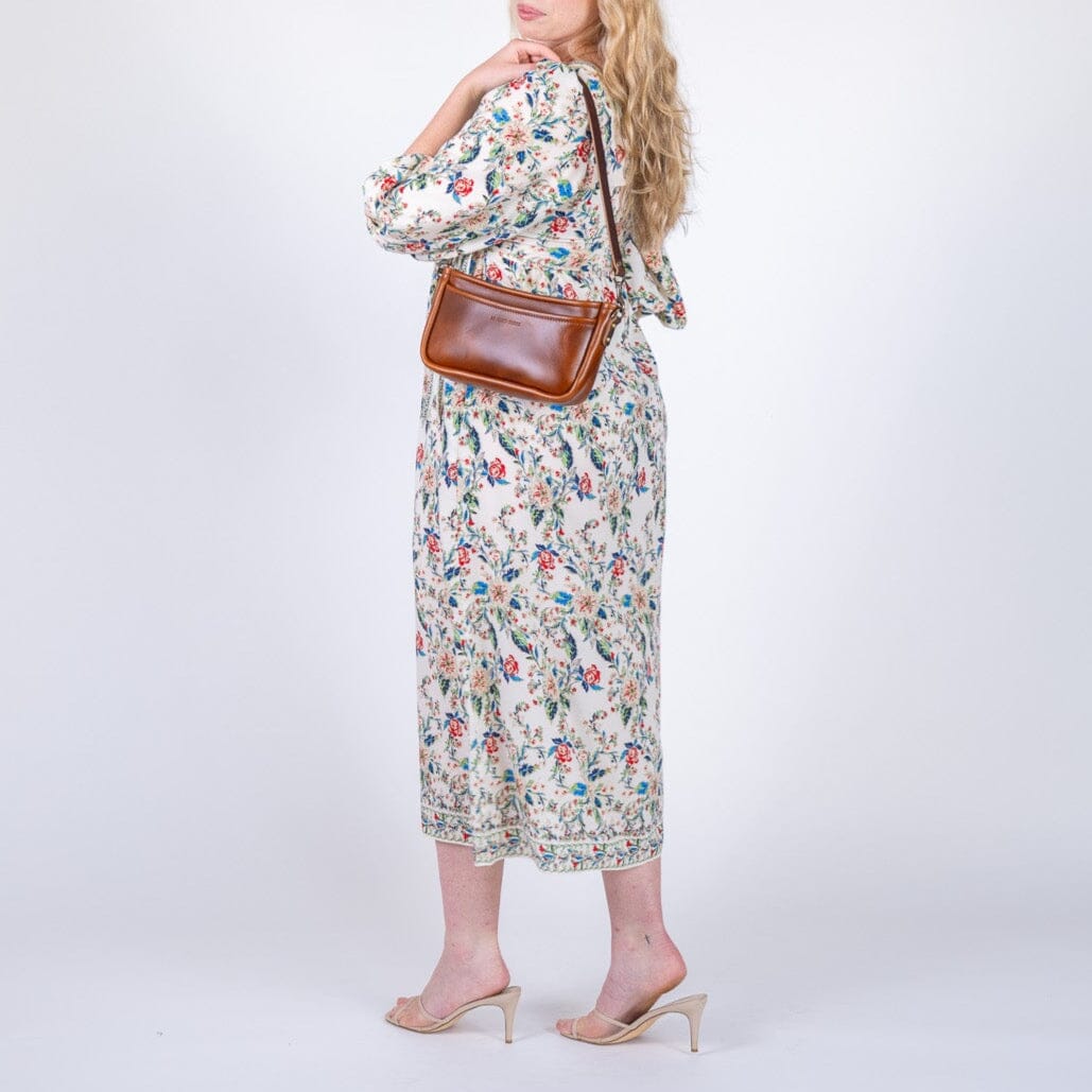 RENNIE LEATHER SHOULDER BAG - CHESTNUT