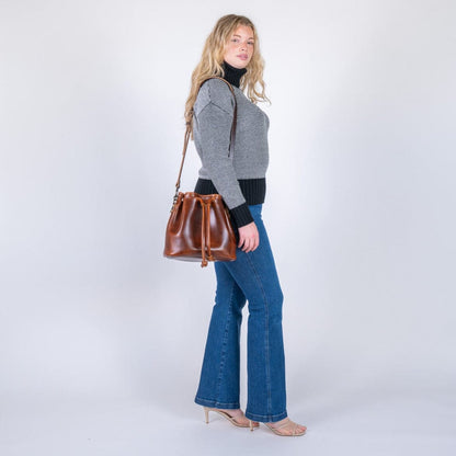 ABBY LEATHER BUCKET BAG - CHESTNUT