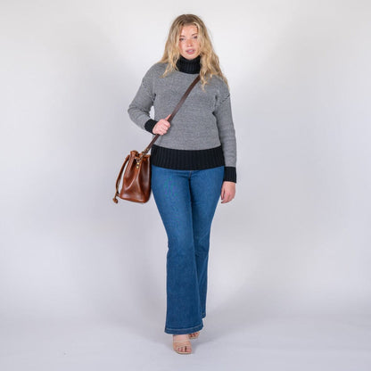 ABBY LEATHER BUCKET BAG - CHESTNUT