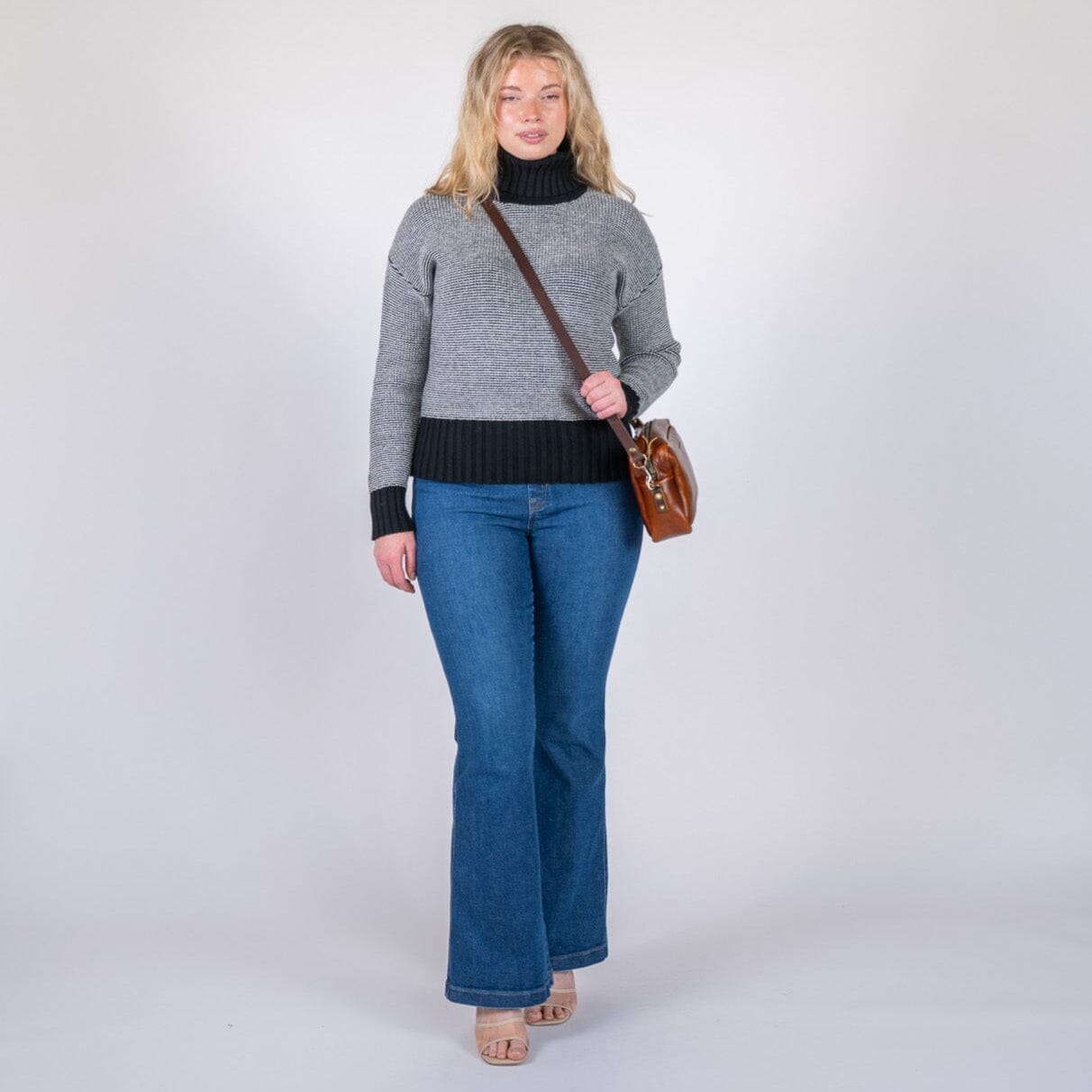 SARAH LEATHER CROSSBODY - CHESTNUT