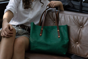 AVERY LEATHER TOTE BAG - LARGE - PINE GREEN BISON