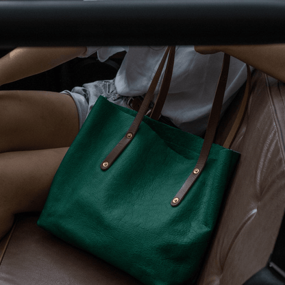 AVERY LEATHER TOTE BAG - SMALL - PINE GREEN BISON