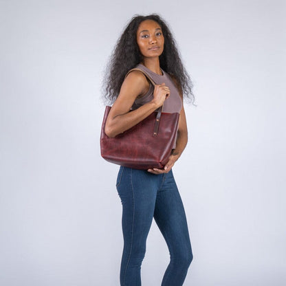AVERY LEATHER TOTE BAG - MEDIUM - WINE BISON