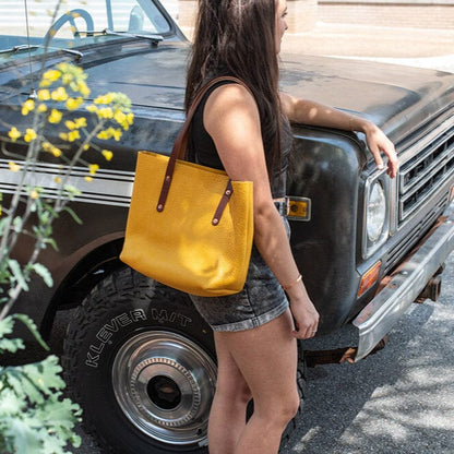 AVERY LEATHER TOTE BAG - MEDIUM - GOLDEN SUN