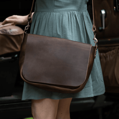 KINDLE LEATHER SATCHEL - RUSTIC PECAN