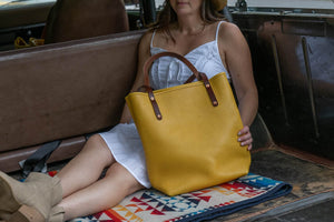 AVERY LEATHER TOTE BAG - SLIM LARGE - GOLDEN SUN