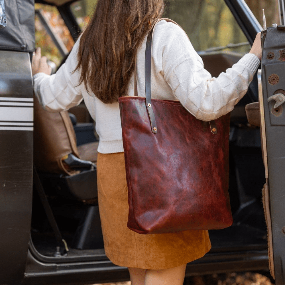 AVERY LEATHER TOTE BAG - SLIM LARGE - REDWOOD BISON