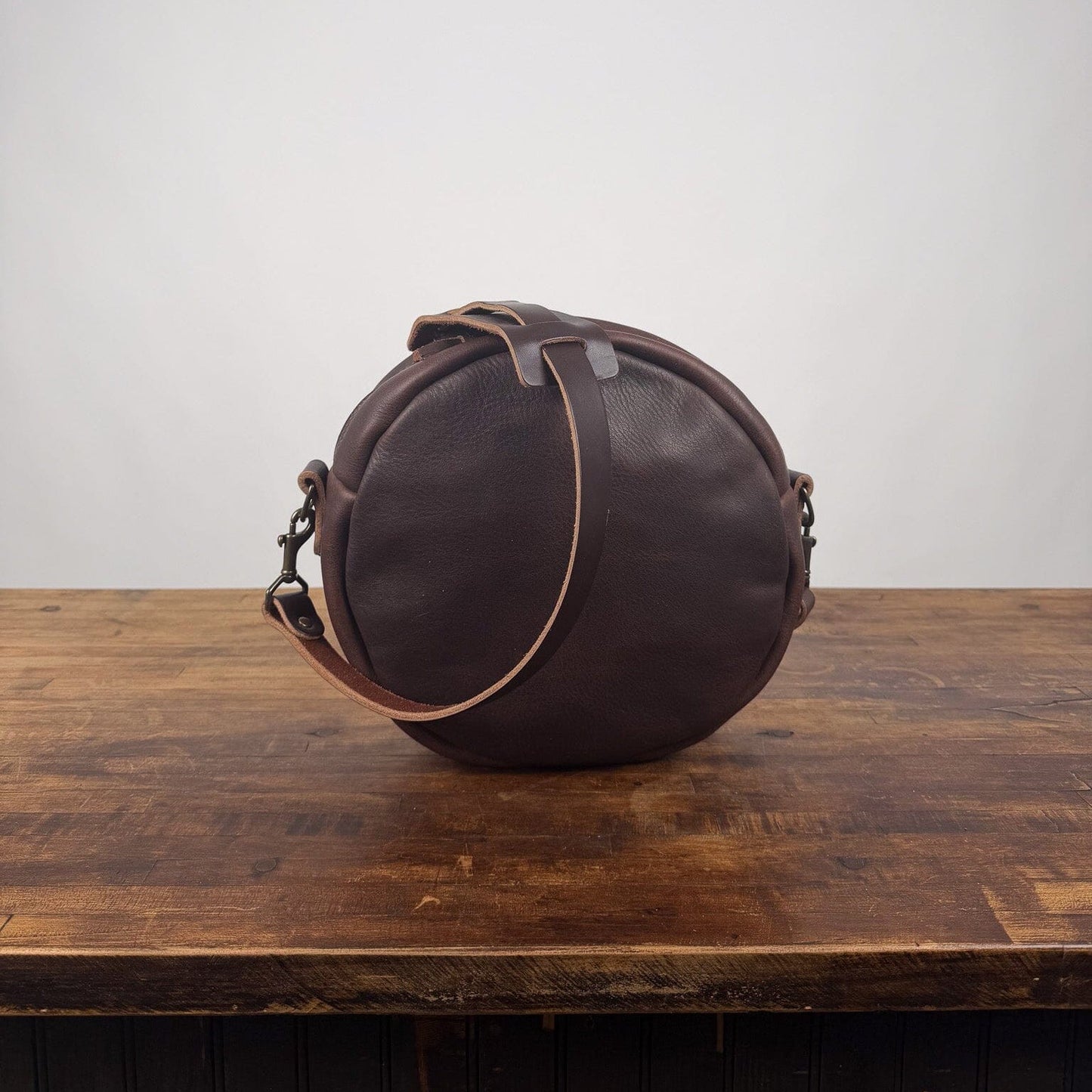 MAPLE CIRCLE CROSSBODY BAG - LARGE - MOCHA - IN STOCK
