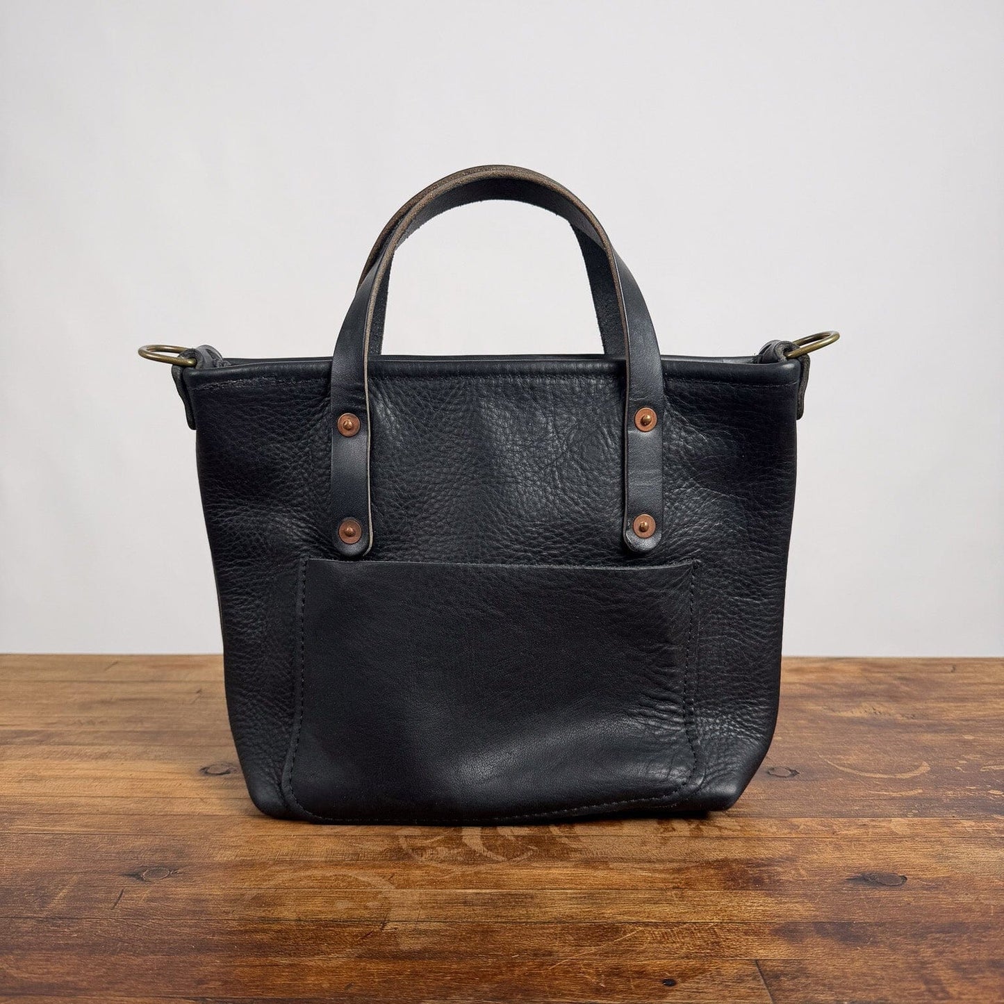 AVERY LEATHER TOTE BAG - MINI CROSSBODY - BLACK - ZIPPER - FRONT POCKET - NEARLY PERFECT - IN STOCK