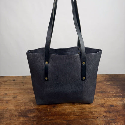 AVERY LEATHER TOTE BAG - MEDIUM - GRAY - BLACK STRAPS - HIDDEN SNAPS - BRASS RIVETS - 11" DROP - NEARLY PERFECT - IN STOCK