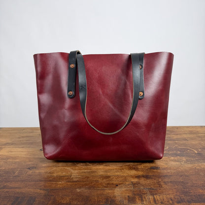 AVERY LEATHER TOTE BAG - MEDIUM - OXBLOOD - HIDDEN SNAPS - NEARLY PERFECT - IN STOCK