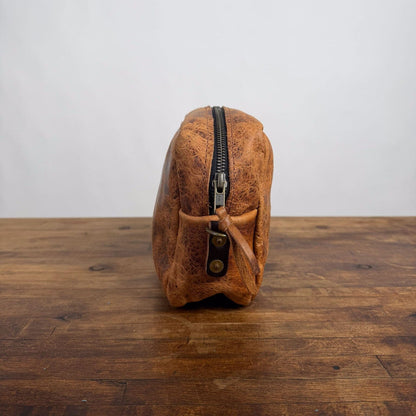 SARAH LEATHER CROSSBODY - PEANUT BISON - SCRIPT LOGO - NEARLY PERFECT - IN STOCK