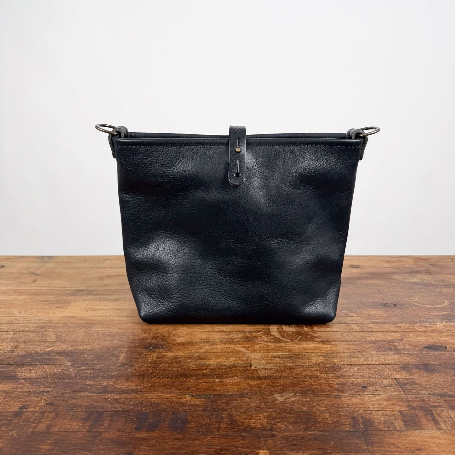 AVERY CROSSBODY - MINI - BLACK BISON - ZIPPER - BUTTON STUD - IN STOCK
