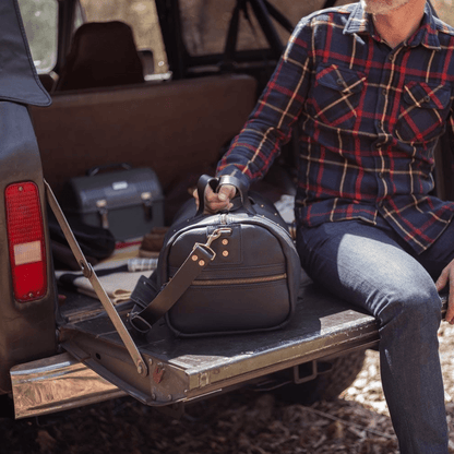 EXPEDITION LEATHER WEEKENDER DUFFLE BAG