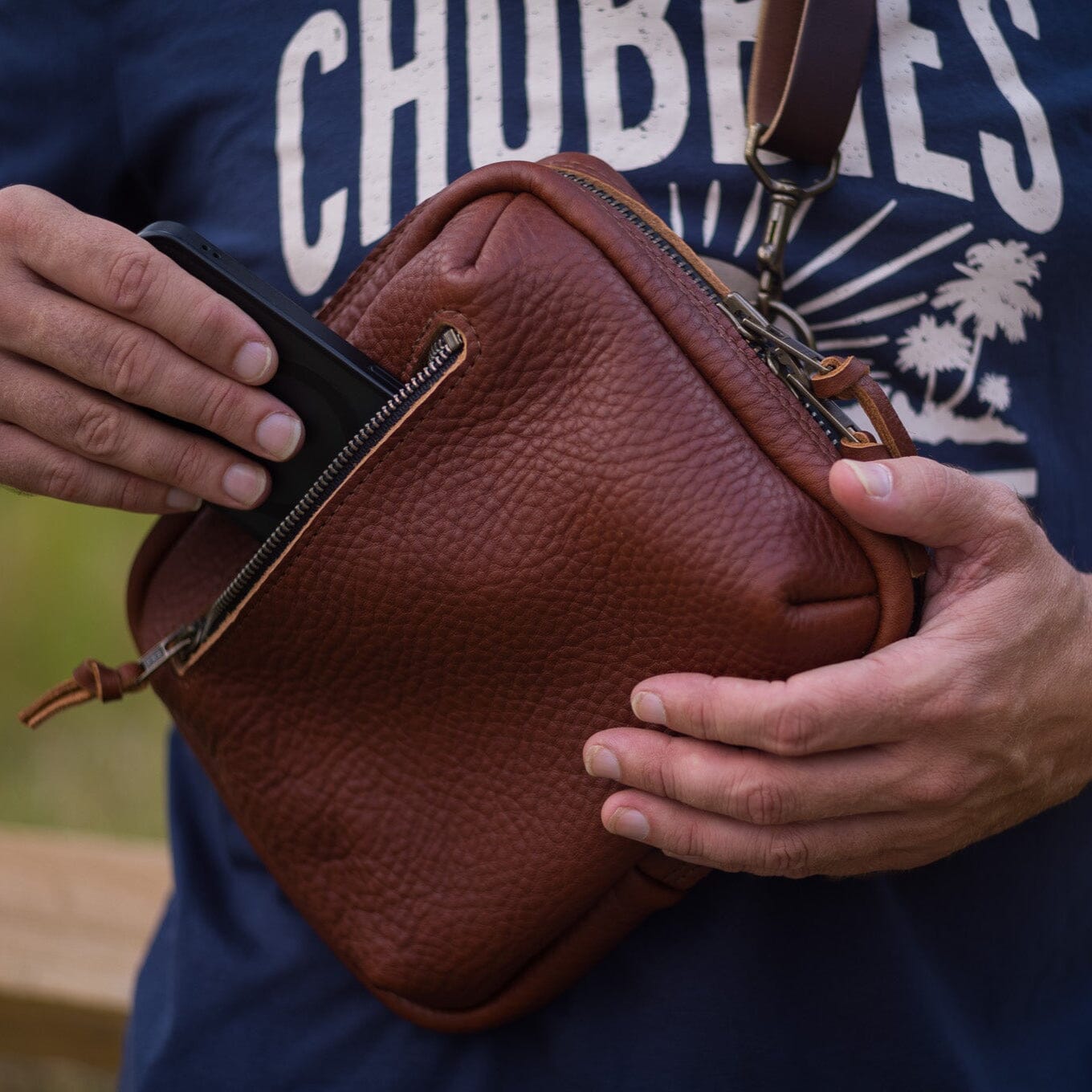 LEATHER SLING BAG
