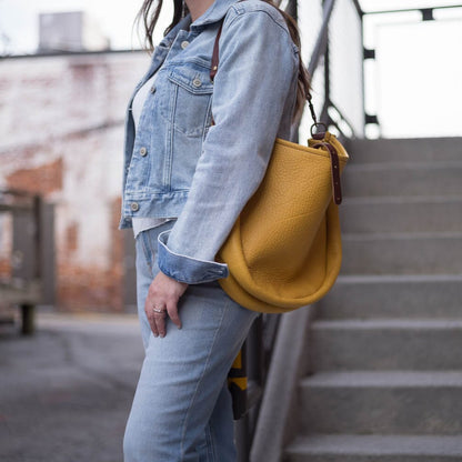 CELESTE LEATHER HOBO BAG - MEDIUM - GOLDEN SUN