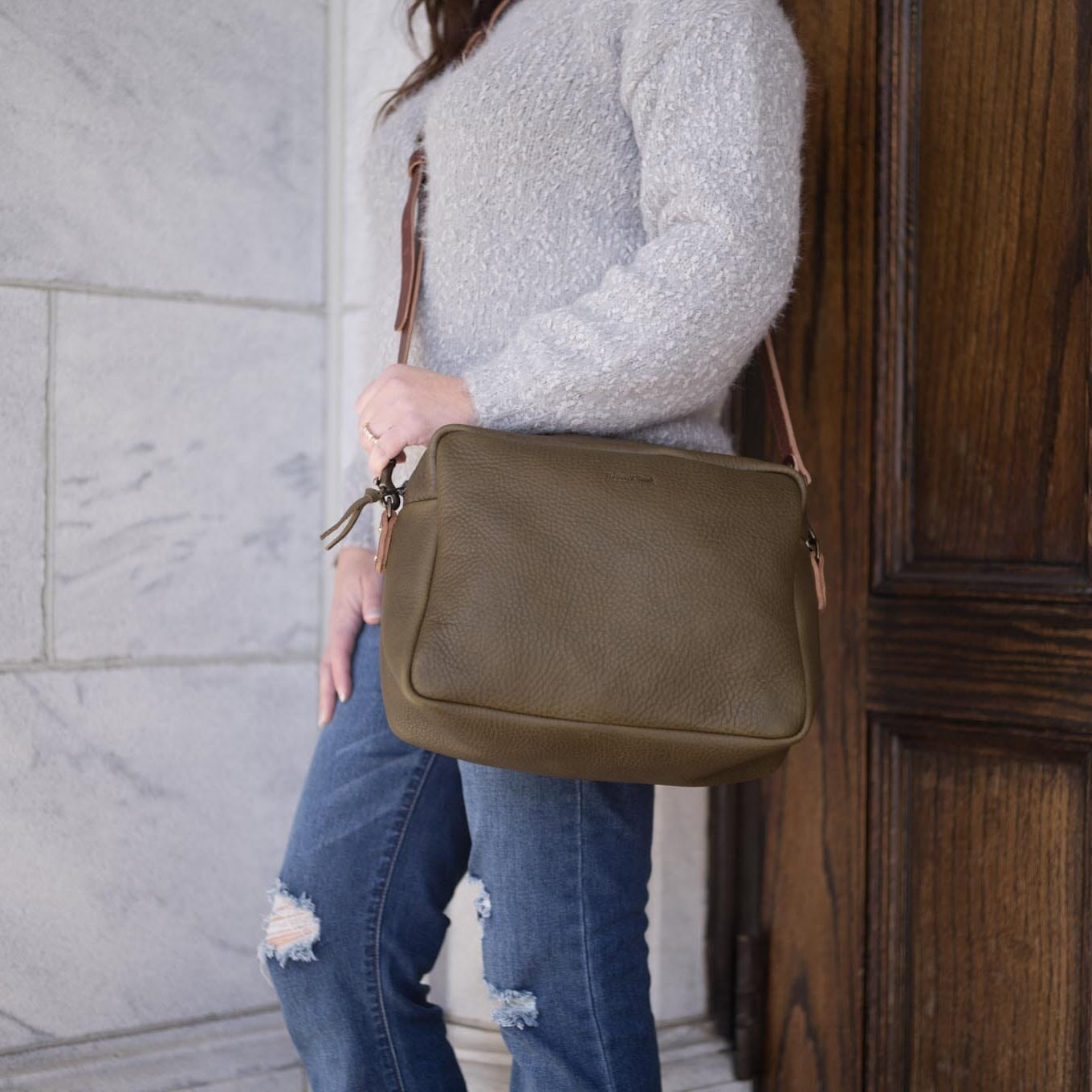 SARAH LEATHER CROSSBODY - LARGE - OLIVE