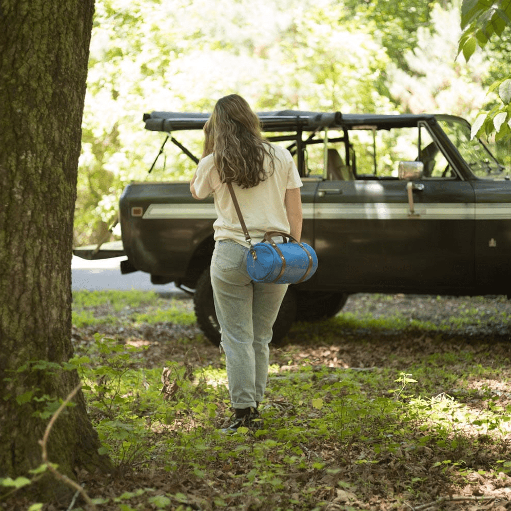JANE LEATHER CROSSBODY - OCEAN BLUE
