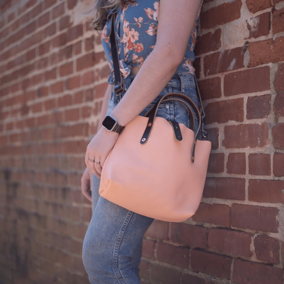 AVERY LEATHER TOTE BAG - MINI CROSSBODY - PEACH FUZZ