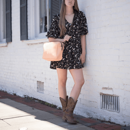 SARAH LEATHER CROSSBODY - LARGE - PEACH FUZZ