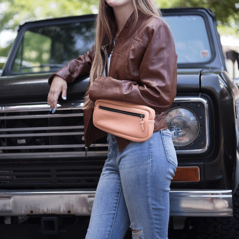 LEATHER FANNY PACK / LEATHER WAIST BAG - PEACH FUZZ