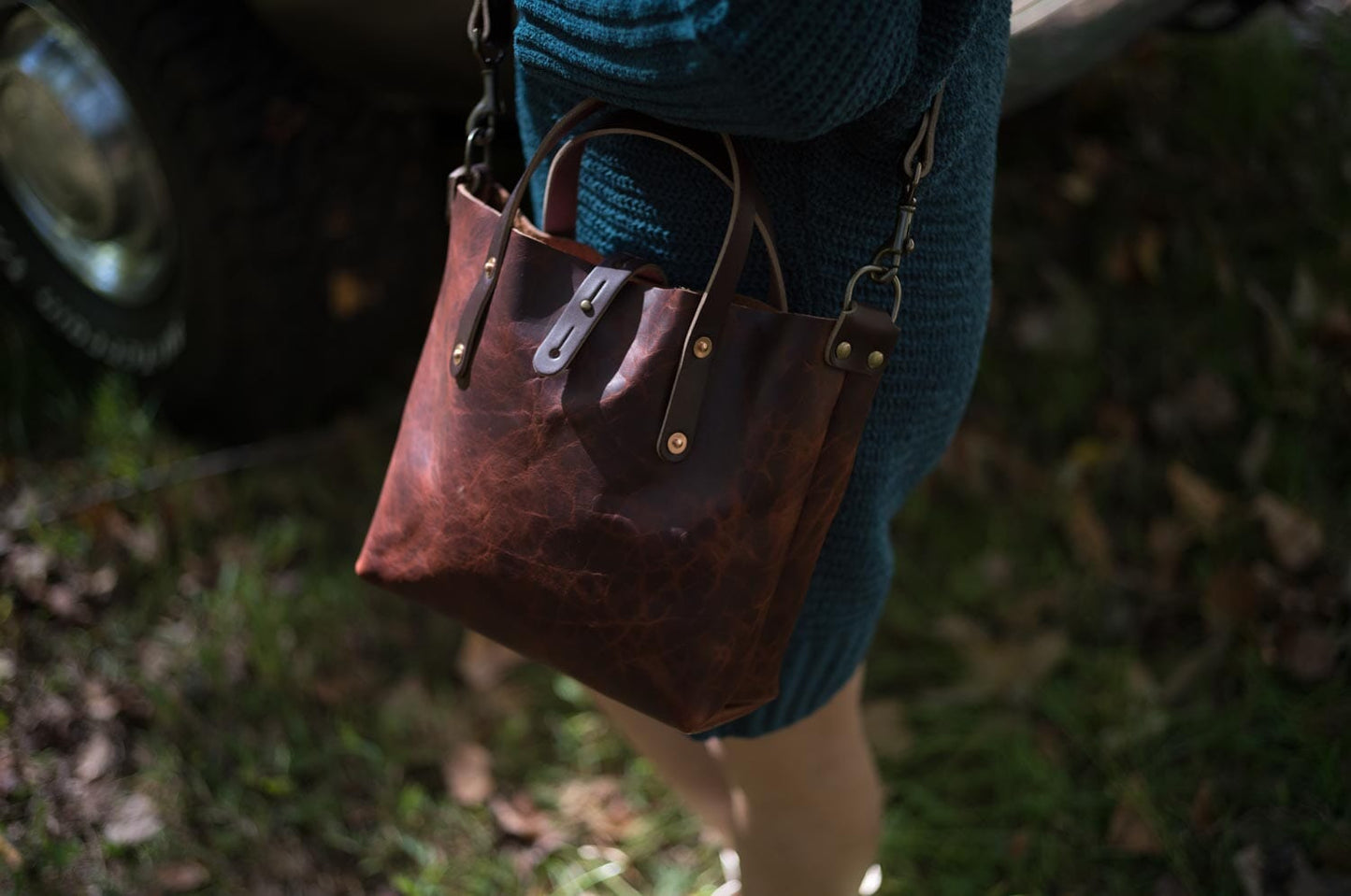 AVERY LEATHER TOTE BAG - MINI CROSSBODY - WHISKY BISON