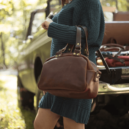 HOFFMAN LEATHER CROSSBODY BAG - WHISKY BISON