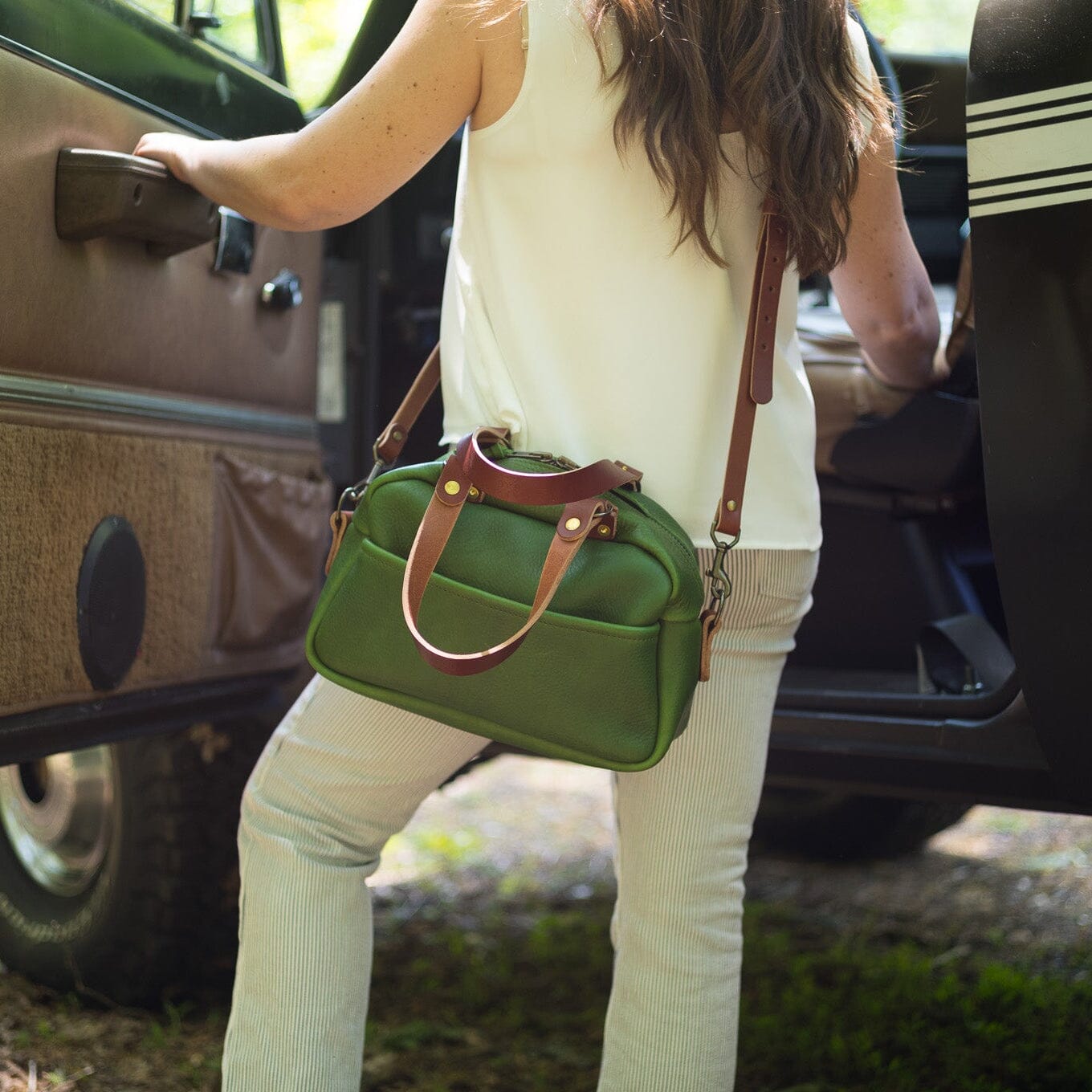 HOFFMAN LEATHER CROSSBODY BAG - GRASS GREEN