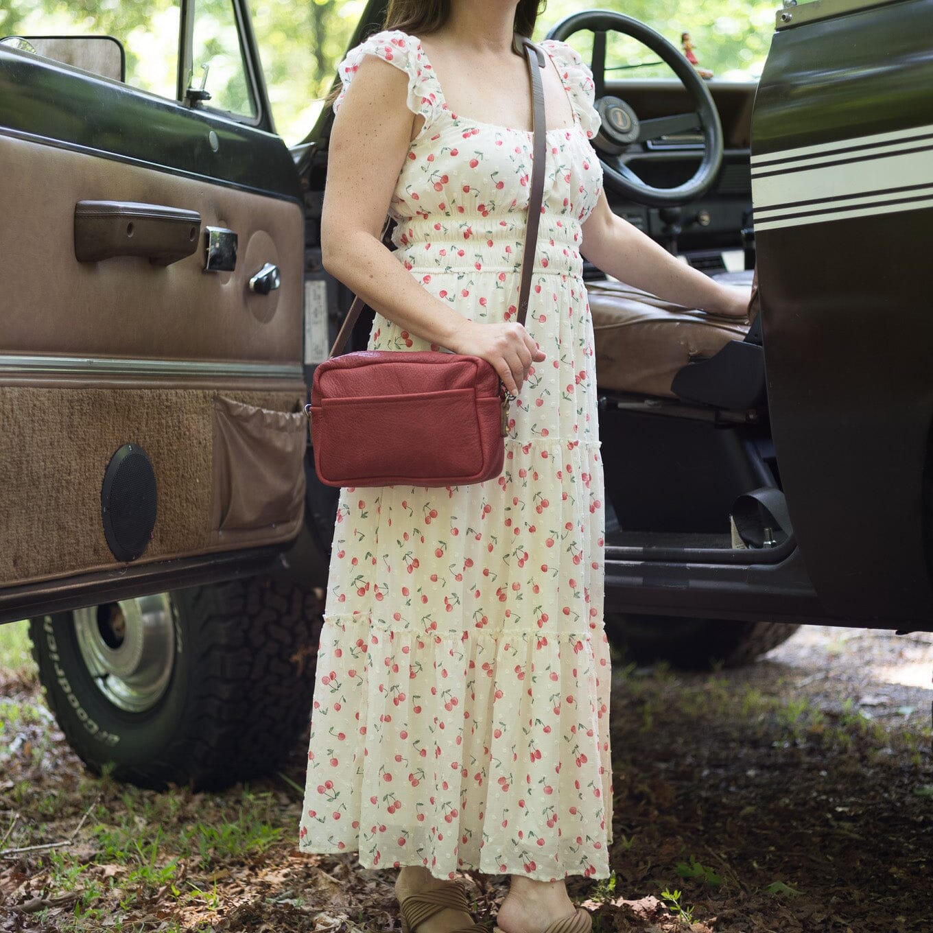 SARAH LEATHER CROSSBODY - GARNET RED