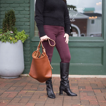 JULIANNE LEATHER HOBO BAG - MEDIUM