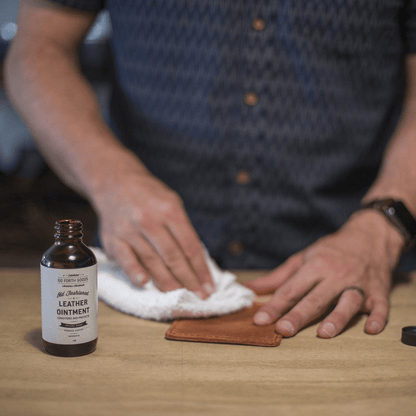 OLD FASHIONED LEATHER OINTMENT