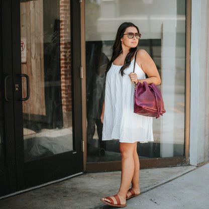 ABBY LEATHER BUCKET BAG - GRAPE BISON