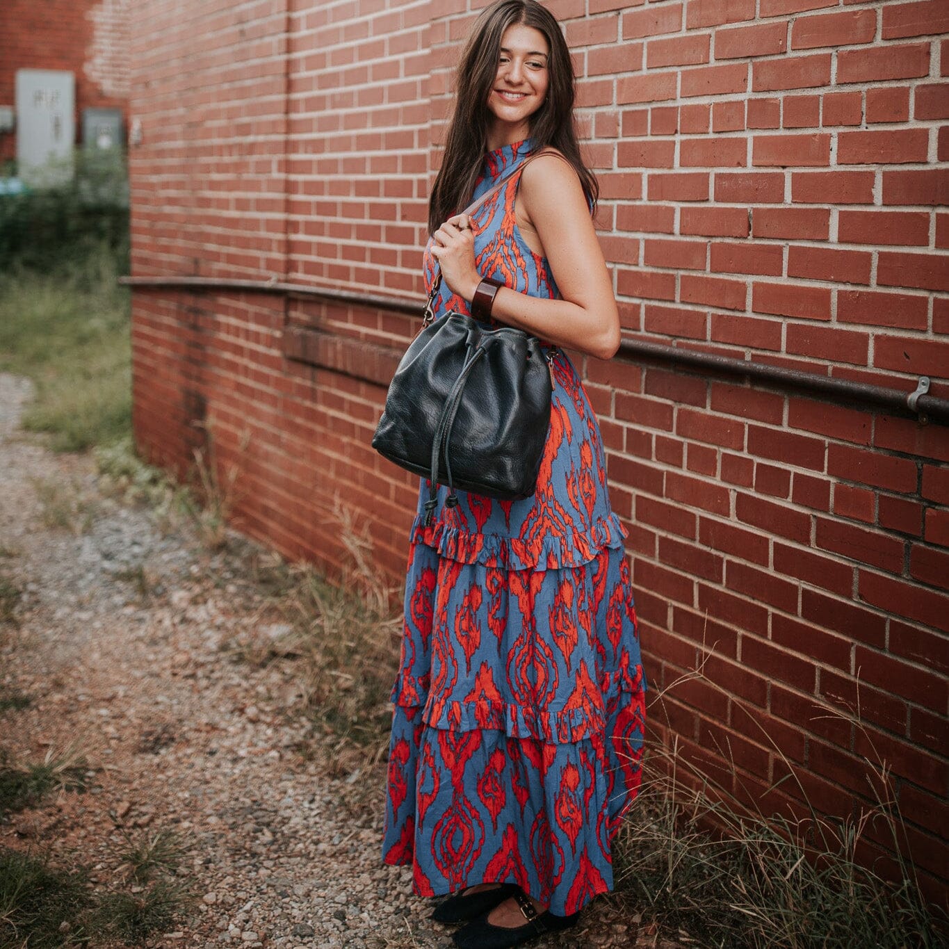 ABBY LEATHER BUCKET BAG - INDIGO BISON