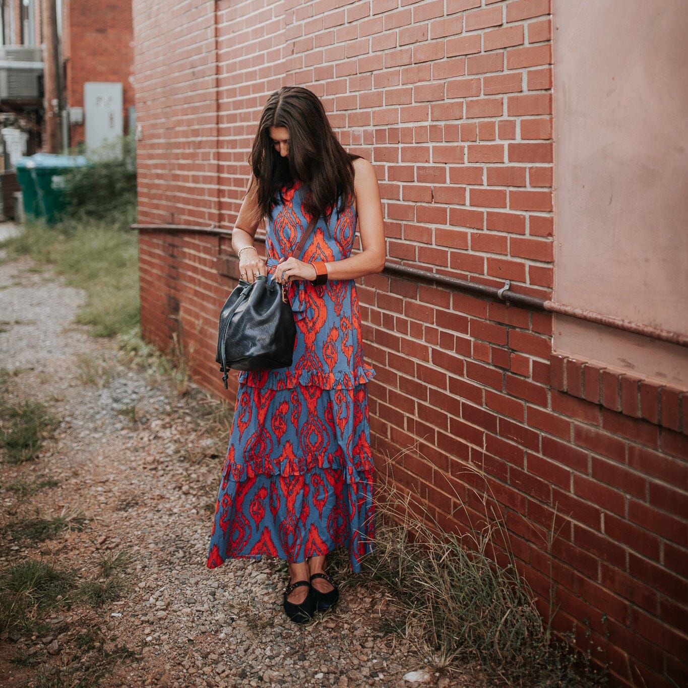 ABBY LEATHER BUCKET BAG - INDIGO BISON
