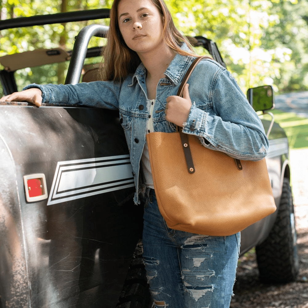 AVERY LEATHER TOTE BAG - MEDIUM - TAN