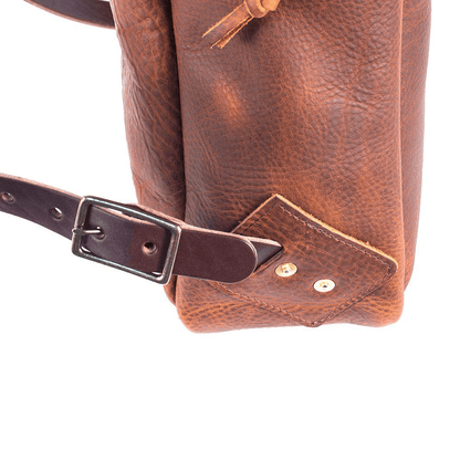 CLASSIC ZIPPERED LEATHER BACKPACK