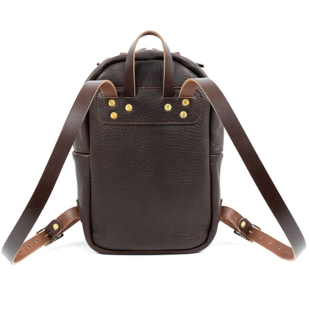 Go Forth Goods Classic Zippered Leather Backpack - Medium Mocha