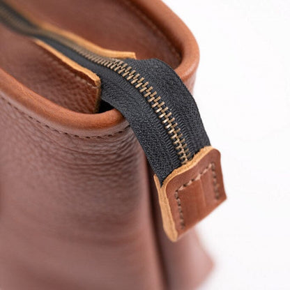 AVERY LEATHER TOTE BAG - MEDIUM  - SADDLE - CLOSED ZIPPER - HEMMED FRONT POCKET - IN STOCK