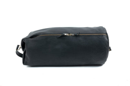 GUNNAR ZIPPERED LEATHER DUFFLE BAG - MILITARY STYLE DUFFLE BAG