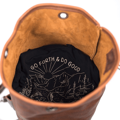 GUNNAR ZIPPERED LEATHER DUFFLE BAG - MILITARY STYLE DUFFLE BAG