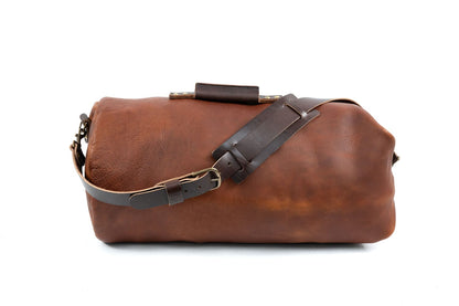 GUNNAR ZIPPERED LEATHER DUFFLE BAG - MILITARY STYLE DUFFLE BAG