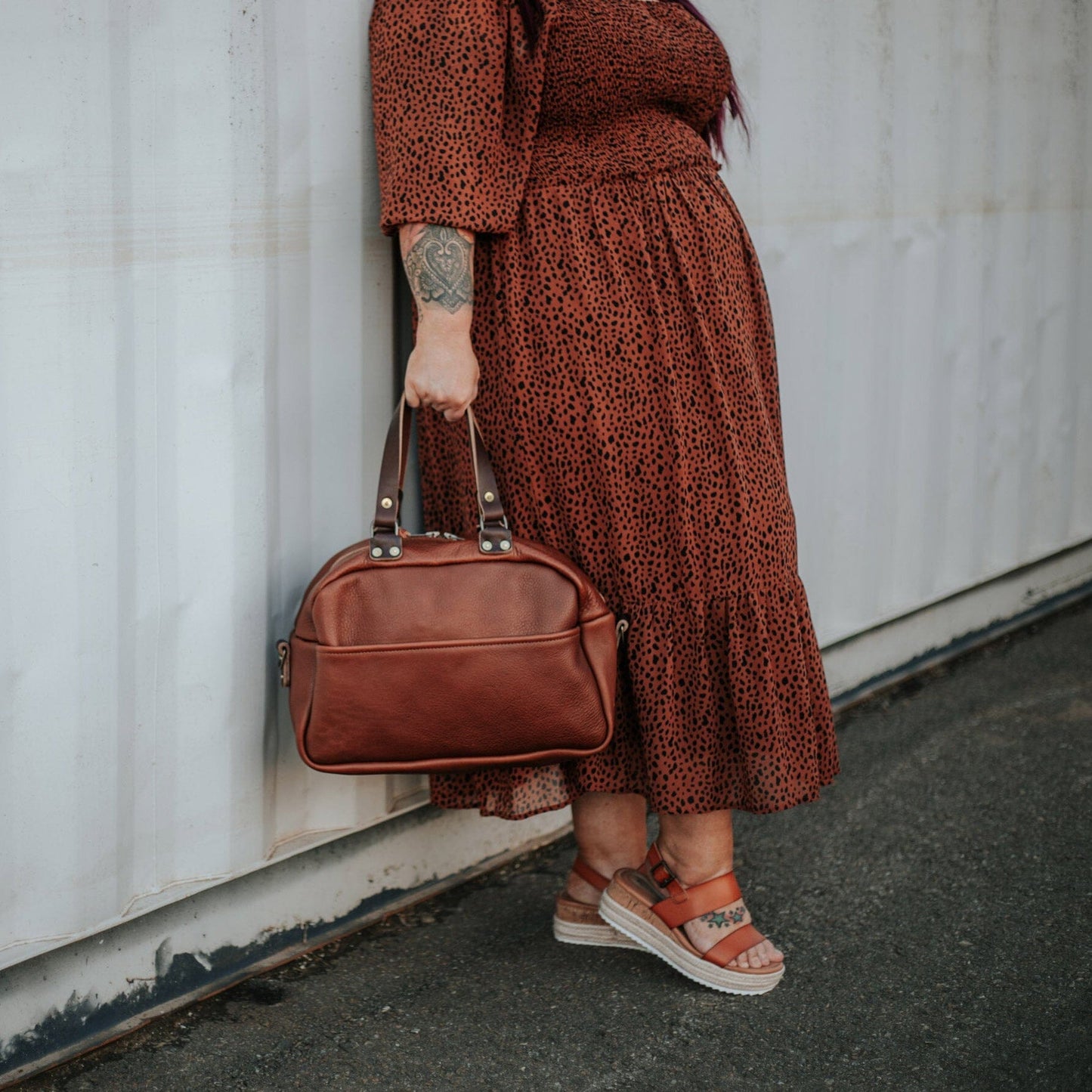 HOFFMAN LEATHER CROSSBODY BAG - LARGE - DELUXE