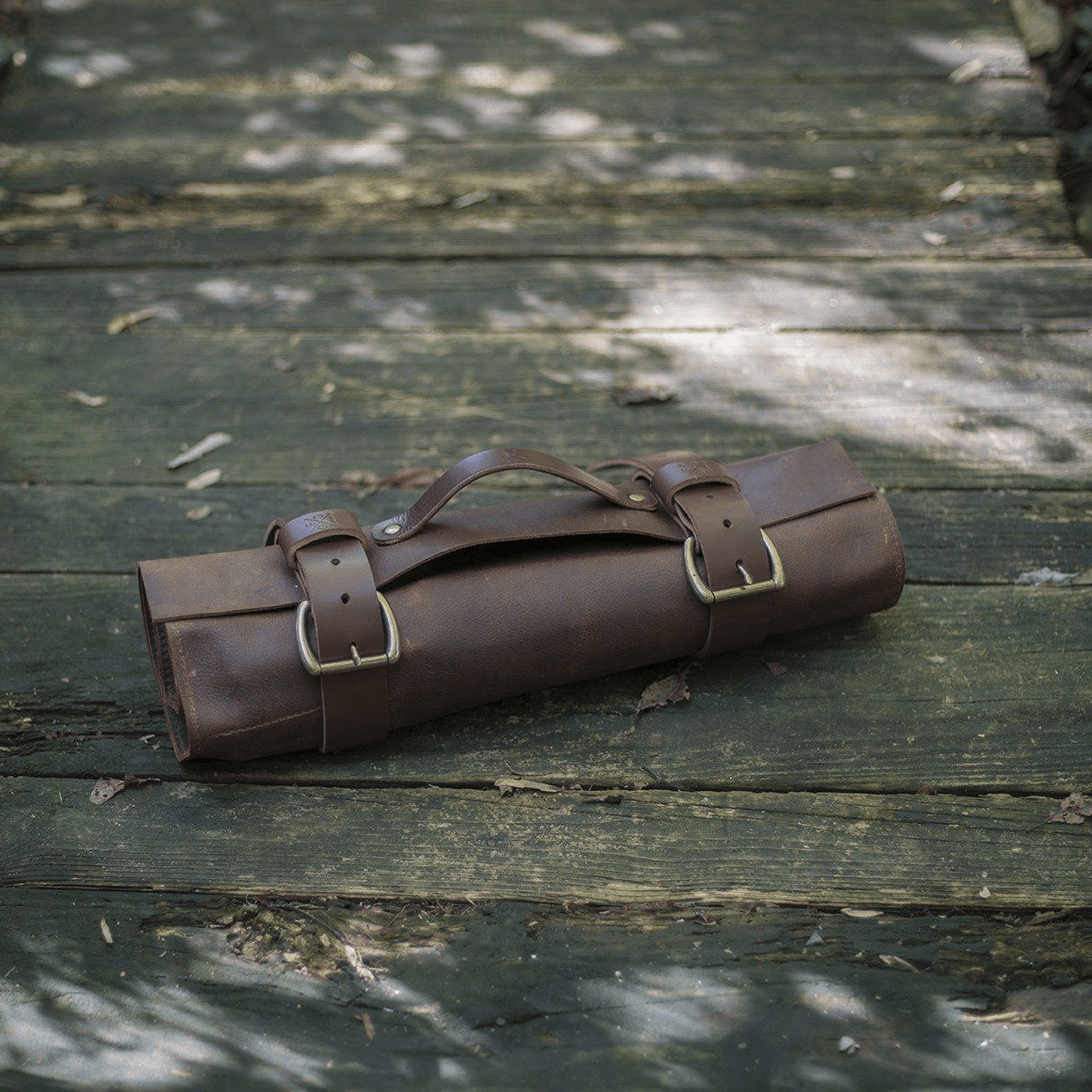 LEATHER KNIFE ROLL