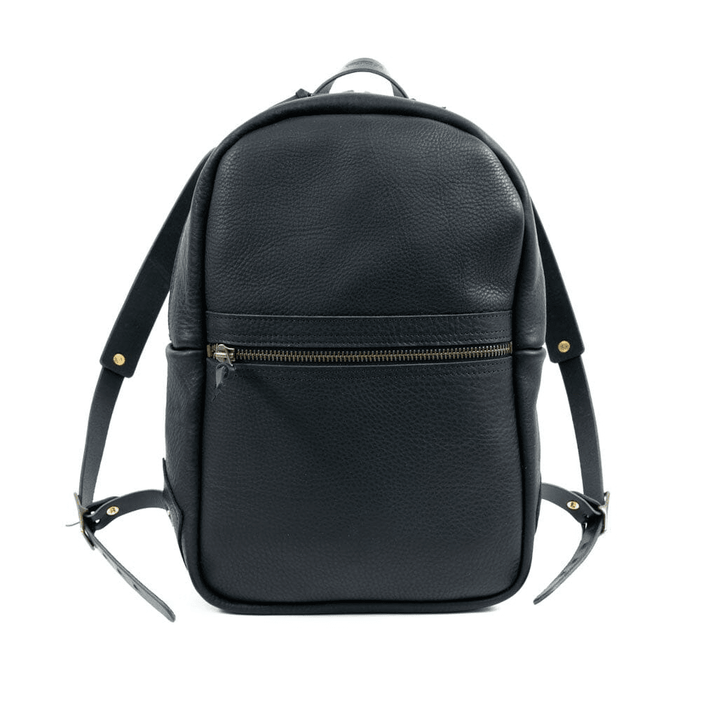 CLASSIC ZIPPERED LEATHER BACKPACK
